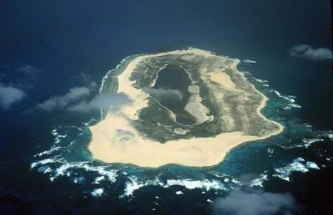 Laysan Island in the Northwestern Hawaiian Islands | To-Hawaii.com