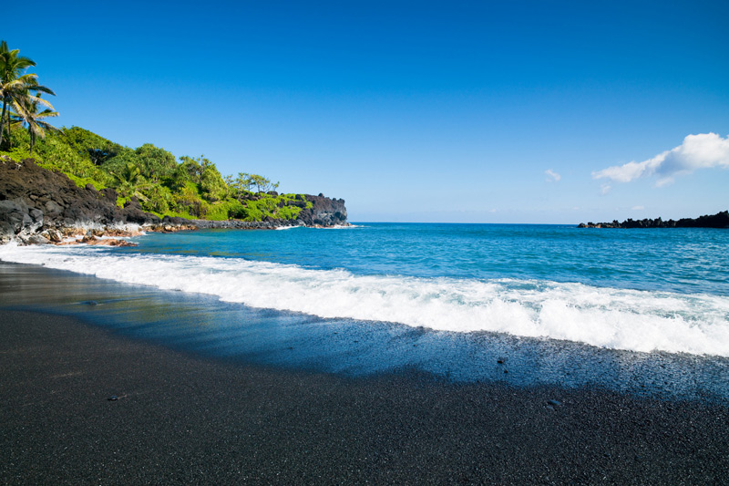 Wai'anapanapa Beach
